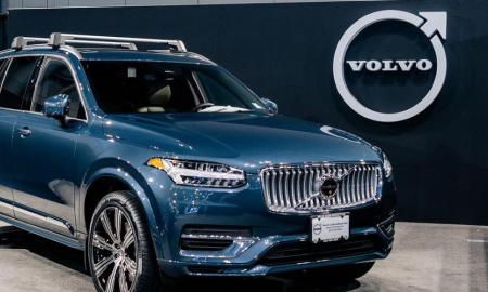 is volvo a luxury brand